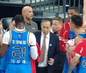 乐鱼登录入口-北京男篮翟晓川受伤 麦考尔崔永熙一对一特训 北控朱松玮阶段报销